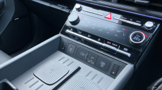 Hyundai SANTA FE 1.6 TGDi Plug-in Hybrid Calligraphy 5dr 4WD Auto Estate
